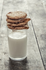 Cookies and a glass of milk