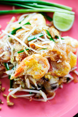 thai noodle Stir fried Shrimp a pad thai
