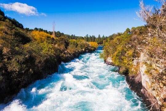 Huka Falls on the Waikato River near Taupo © Ian Woolcock