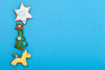 Gingerbread cake pony christmas tree star with icing decoration