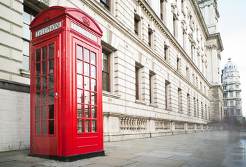 Fototapeta na wymiar Phone cabine in London