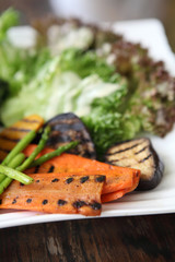 Grill vegetables