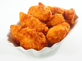 Golden crisp fried chicken nuggets