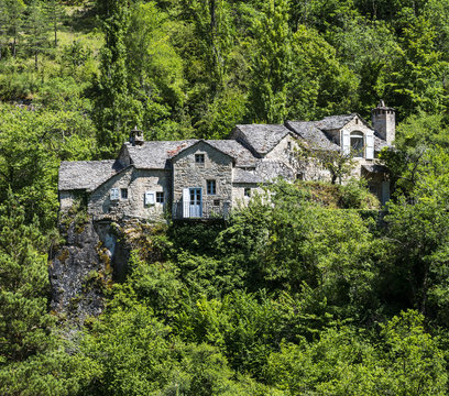 Gorges du Tarn, village