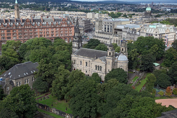 Fototapeta na wymiar Cityscape over Edinburgh in Scotland