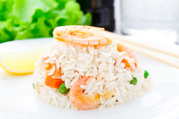 Fried rice with shrimps