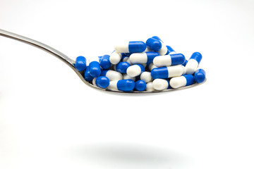 cuchara con capsulas