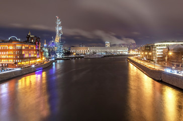 view of the Moscow River in  the night