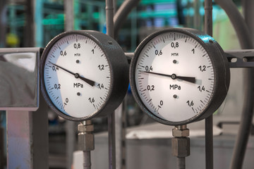 Manometers in the boiler