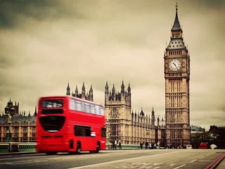 Fotobehang Londen, het VK. Rode bus in beweging en Big Ben © Photocreo Bednarek