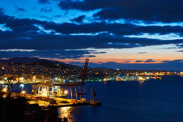 Vigo at night - obrazy, fototapety, plakaty