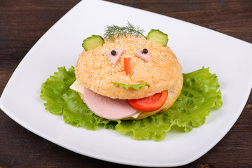 Fun food for kids - hamburger looks like a funny muzzle
