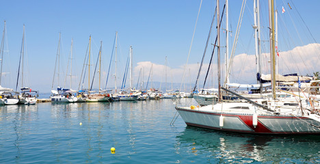 Obraz premium view of the ships in the harbor