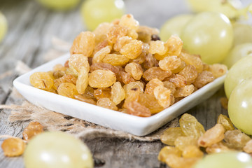 Dried Grapes