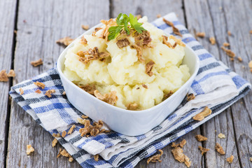 Mashed Potato with fried Onions
