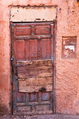 alte Tür in der Altstadt von Marrakesch