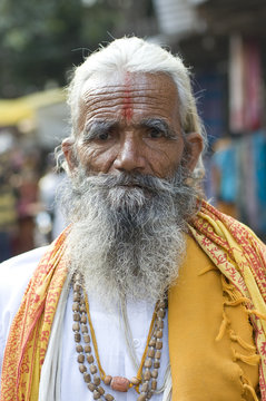 old monk , Hindu sadhu , Rajasthan , India