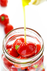 Red hot dangerous pepper ; Habanero