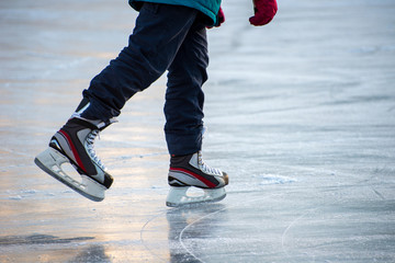 Ice skating © Andrey Bodrov