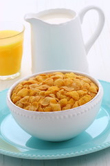 Healthy corn flakes breakfast