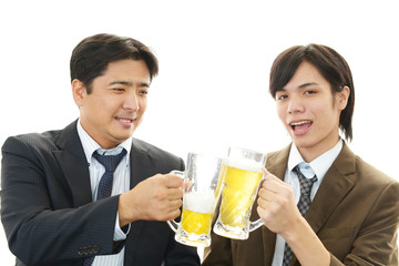 乾杯する二人のビジネスマン