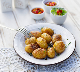 Roasted potato with rosemary and garlic