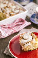 Cinnamon roll, offset vertical
