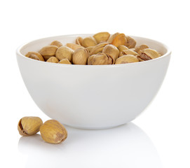 Dry salted pistachio fruit in bowl