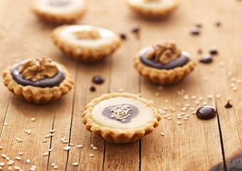 Chocolate tart