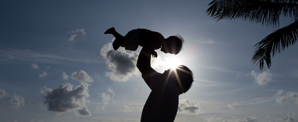 Silhouette Father with Son © drvarayu
