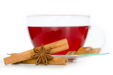 tee mit weihnachtsgewürzen