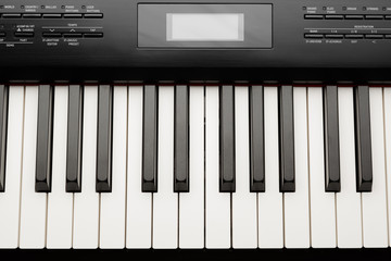 Fototapeta na wymiar klawisze fortepianu cyfrowego syntezatora