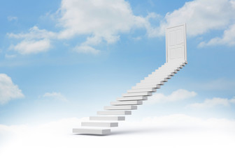 Obraz premium Steps leading to closed door in the sky