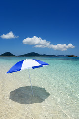 真夏の南国の美しいビーチ