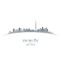 Naklejka premium Dublin Irlandia panoramę miasta sylwetka białe tło