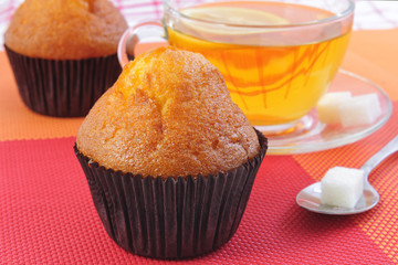 Cupcakes and tea
