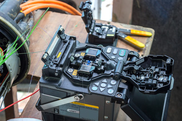 Fibers in the fiber holders in the fusion splicer