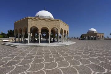 Fototapete Rund Bourgiba-Mausoleum in Monastir, Tunesien © knovakov
