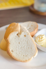 bread on dish