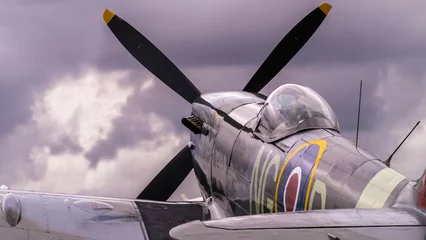 Deurstickers Oud vliegtuig Supermarine Spitfire Mk. XVI