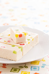 Marshmallows with marmalade