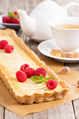 Apple tart with frangipane