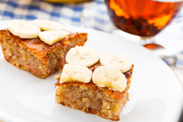Cake with fresh banana