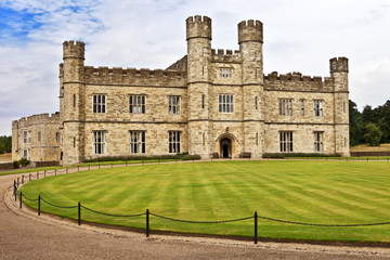 Fototapeta premium Leeds Castle in England