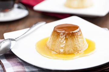 Brazilian Pudim