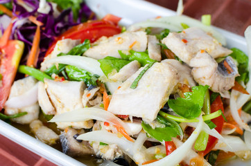 Spicy mackerel salad