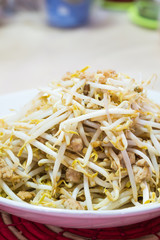 stir fry bean sprout with mince pork
