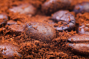 ground and roasted coffee beans