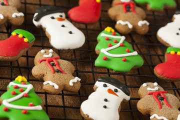 Traditional Iced Gingerbread Christmas Cookies
