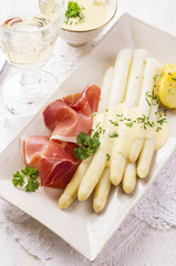 spargel mit  prosciutto